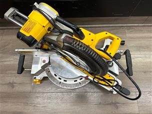 DEWALT 12